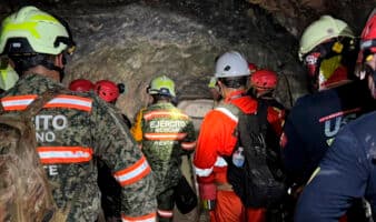 Recuperan cuerpo del tercer minero en El Rosario; continúa búsqueda del último trabajador atrapado
