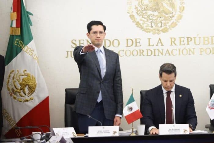 Senado ratifica a Roberto Velasco como nuevo secretario de Relaciones Exteriores