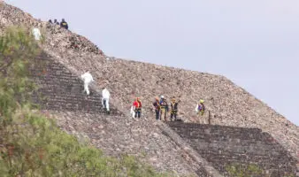 Lo mejor de Aristegui en Vivo: Ataque armado en Teotihuacán; publican quintetas para consejerías del INE; máxima tensión por Irán (21/04/2026)