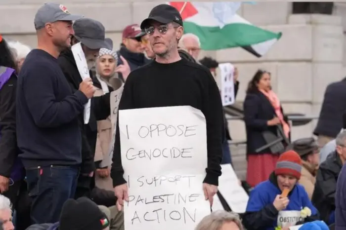 Vocalista de Massive Attack entre los más de 500 detenidos en la protesta a favor de Palestine Action