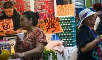 Inflación en México desacelera en abril al 4.45 % y anota su primer baja de 2026