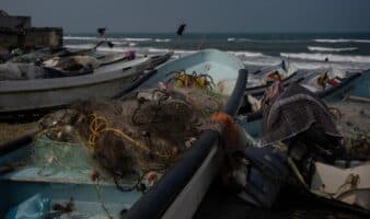 Oceana alerta que comunidades pesqueras siguen sin reparación tras derrame de Pemex en el Golfo de México