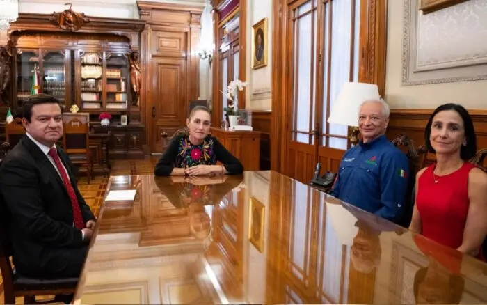 Aristegui en Vivo: Sheinbaum remueve a director de Pemex; 18 detenidos por asesinato de colaboradores de Brugada; China advierte a Trump por Taiwán (15/05/2026)