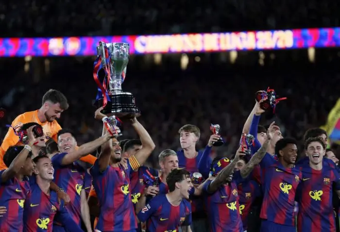 Barcelona vence 2-0 a Real Madrid y se regala un clásico que vale una Liga
