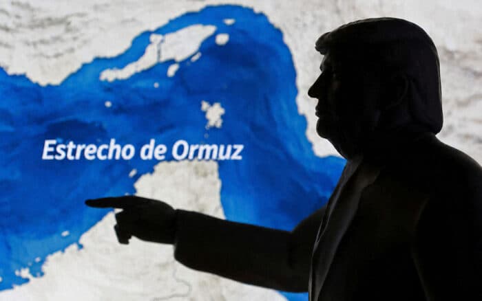 EE.UU. asegura que Ormuz está abierto y que el tráfico 'fluye con normalidad' pese a las amenazas de Irán