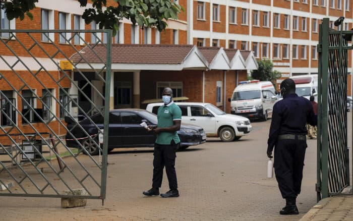 OMS declara emergencia sanitaria de importancia internacional por brote de ébola en RDC y Uganda