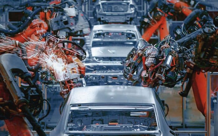 Sector automotriz pide a Trump a extender el T-MEC