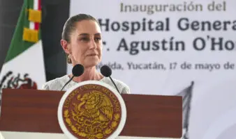 'Aquí no mandan intereses extranjeros': Sheinbaum asegura que México 'jamás volverá a arrodillarse'