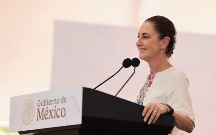 ¿Qué dijo Sheinbaum sobre la licencia de Rocha Moya?