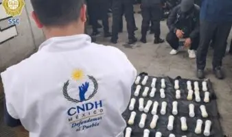 Decomisan 59 petardos a maestros y normalistas que arribaron a la CDMX para reforzar a la CNTE