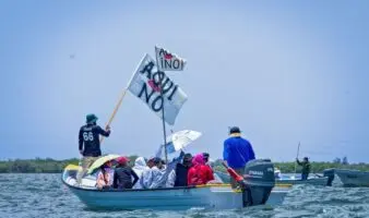 "Aquí nos quedaremos", pueblos indígenas toman planta de amoniaco en Sinaloa