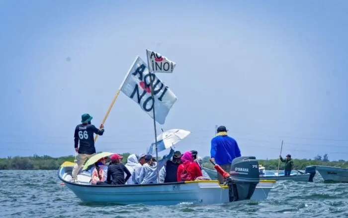 "Aquí nos quedaremos", pueblos indígenas toman planta de amoniaco en Sinaloa