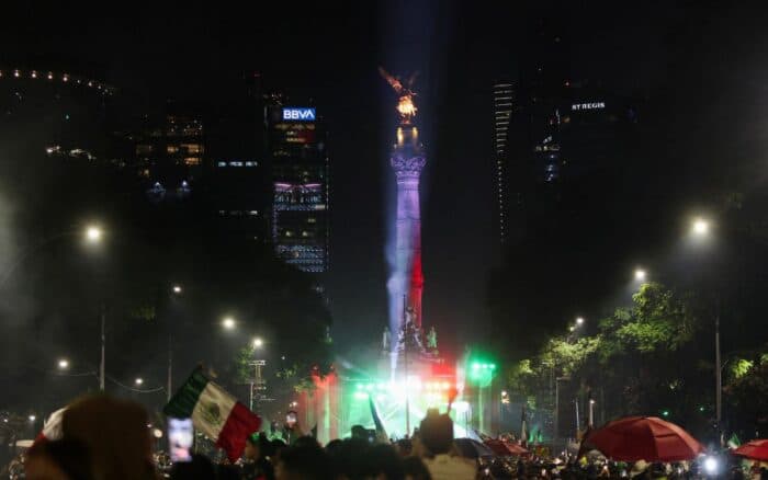 CDMX analiza aplicar 'Ley Seca' en partidos de México tras festejos en el Ángel