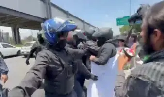 Policías encapsulan a familias buscadoras en Tlalpan