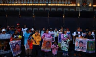 Familias exigen retomar investigación de 43 de Ayotzinapa a 12 años de su desaparición