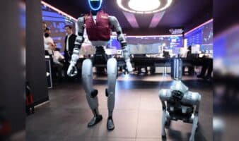 Edomex | Perro robot y humanoide, son los 'nuevos policías' en C5