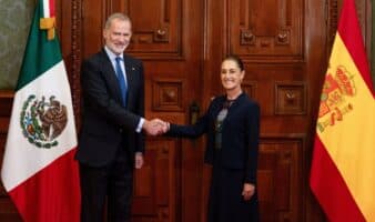 Lo mejor de Aristegui en Vivo: INE da luz verde a dos nuevos partidos y niega tres registros; Inzunza reaparece; Sheinbaum recibe al rey Felipe (26/06/2026)