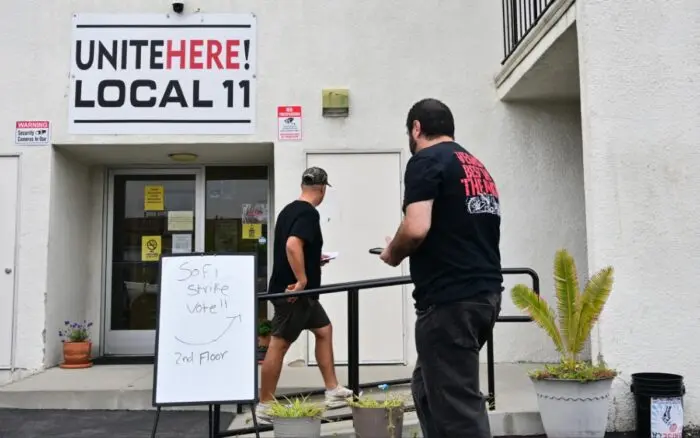 Trabajadores del SoFi Stadium de Los Ángeles amenazan con irse a huelga durante el Mundial