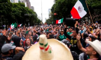 Lo mejor de Aristegui en Vivo: Multa a Femexfut; México recupera mercado de azúcar en EE.UU. (13/07/2026)