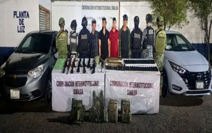Sinaloa | Hallan arsenal y detienen a cuatro civiles armados en Culiacán