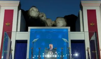 EE.UU. celebra sus 250 años en medio de calor extremo y división política