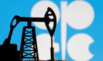 OPEP+ acuerda aumentar su producción en 188 mil barriles diarios a partir de agosto