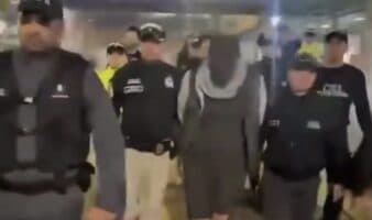 Cárcel preventiva para británico acusado de matar a mujer hallada en una maleta en Bogotá