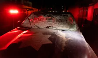 Al menos 10 lesionados tras ataque explosivo a comandancia en Zacatecas