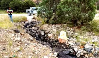 Derrama pipa 12 mil litros de ácido sulfúrico en Sonora