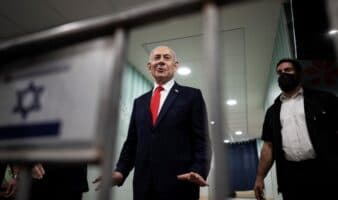 Netanyahu denuncia intentos de robo en los primeros comicios desde los ataques de Hamás