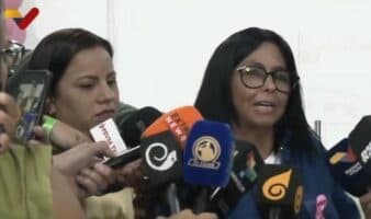 Delcy Rodríguez critica el ‘show’ de María Corina Machado