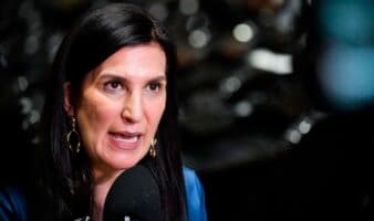 Reforma a derechos de autor abre la puerta a retirar contenido sin sentencia, advierte López Rabadán