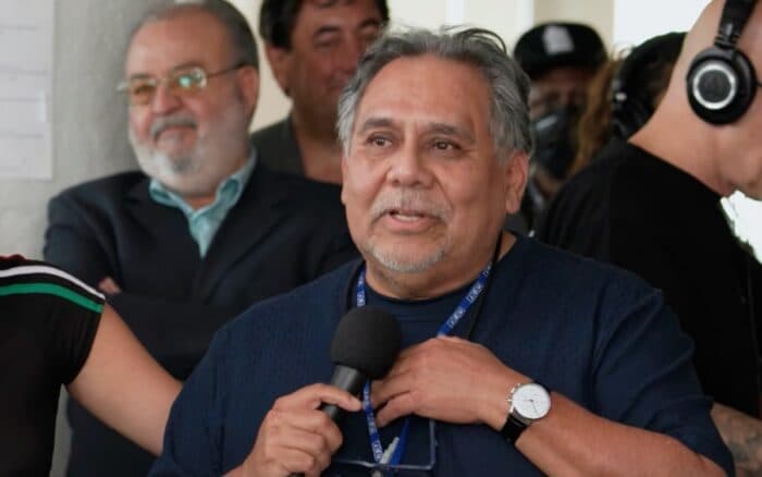 NPR censura mensaje del productor Félix Contreras en el Tiny Desk de Los Tigres del Norte