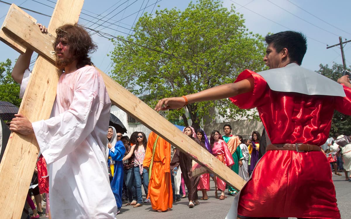 ¿Qué día es el Jueves y Viernes Santo? Aristegui Noticias